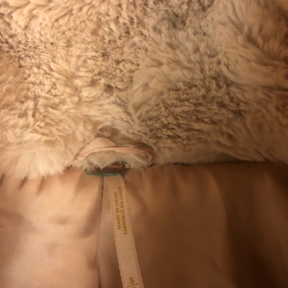 Free people Kate faux fur coat jacket in apricot.size s/p - Picture 9 of 10